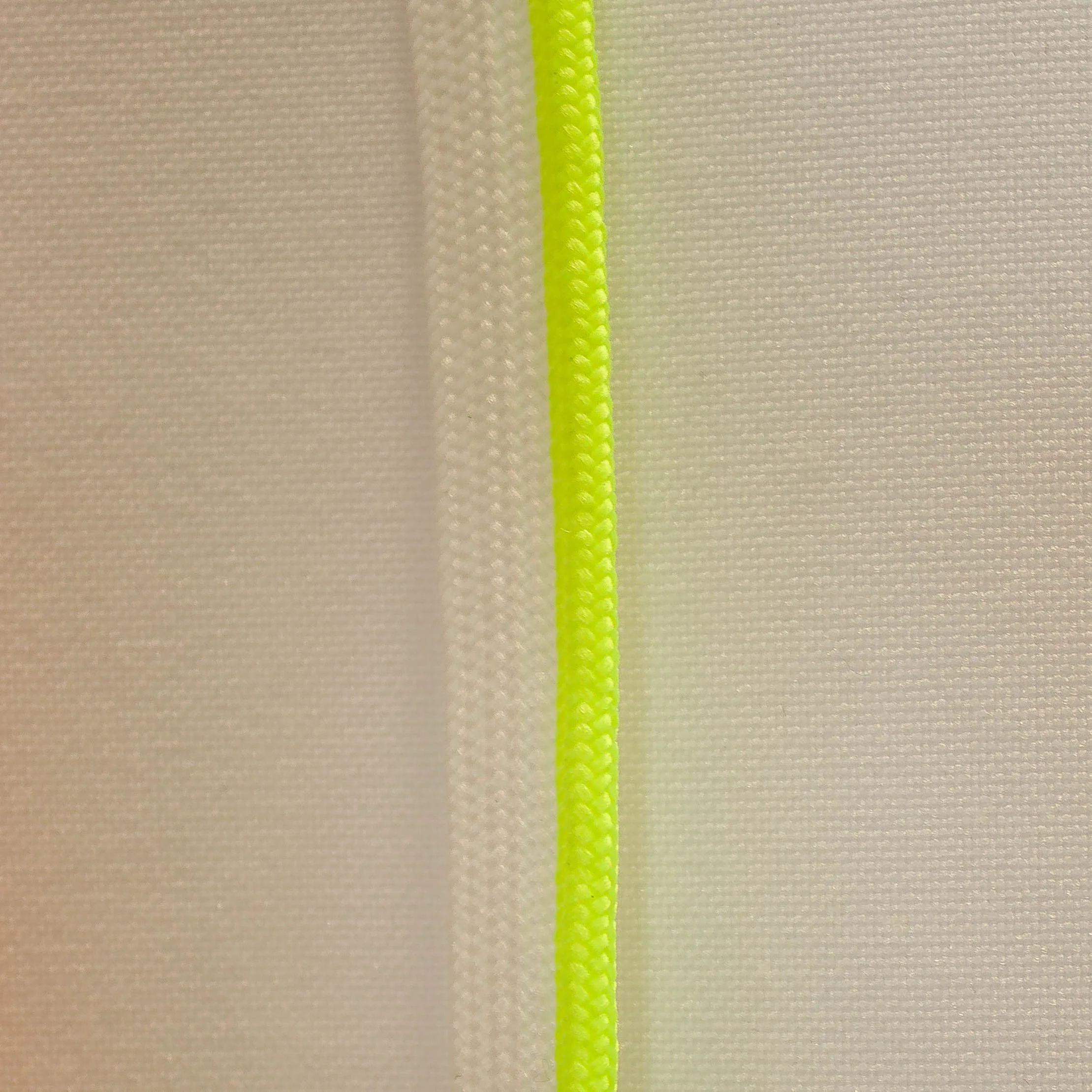 Fluo geel paspelband / piping - 2 mm dikte - 10 mm breed
